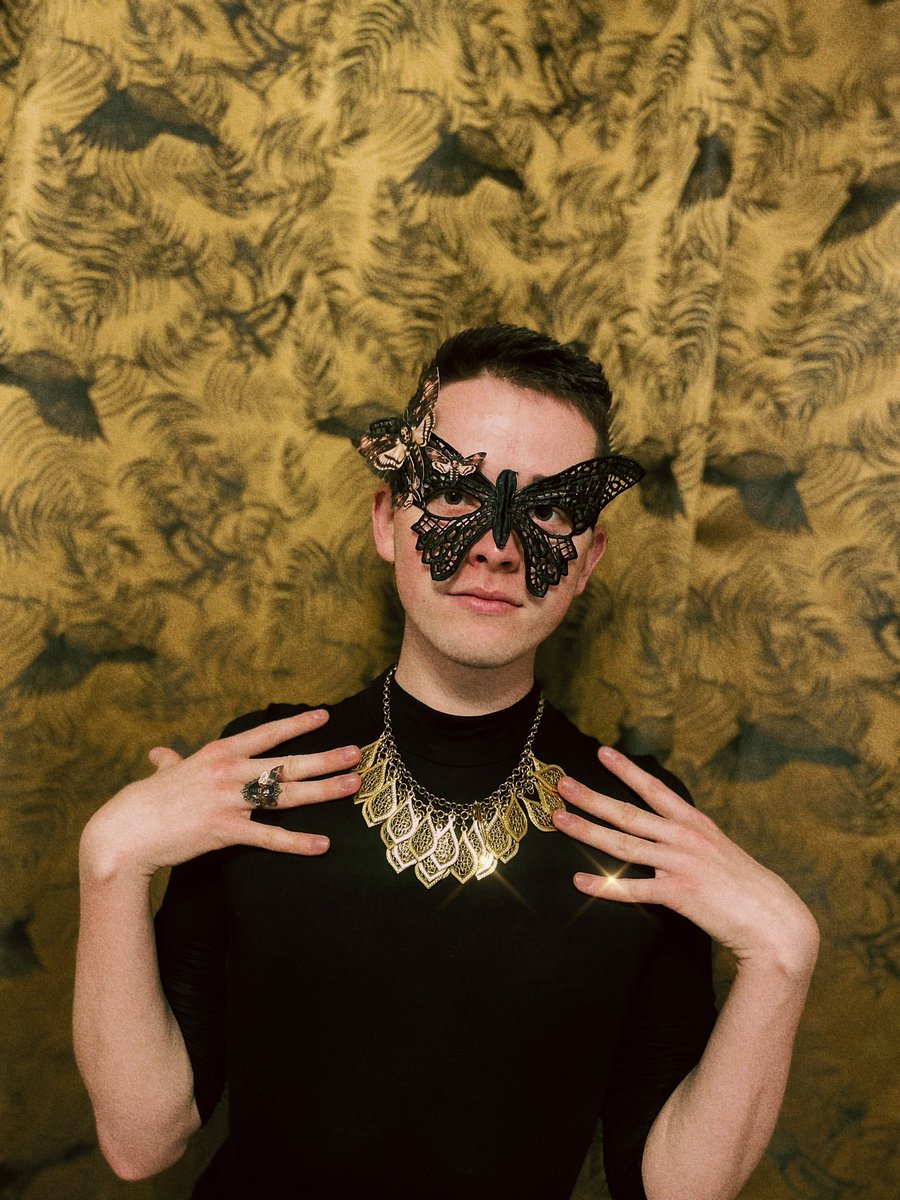 DrewCooper_'s tweet photo. Do you like my wings? 🦋

#ButterflyBoy came to play at @grabbyseurope’s Masquerade Party ✨

#GrabbysEurope https://t.co/T4wc1eHkcW