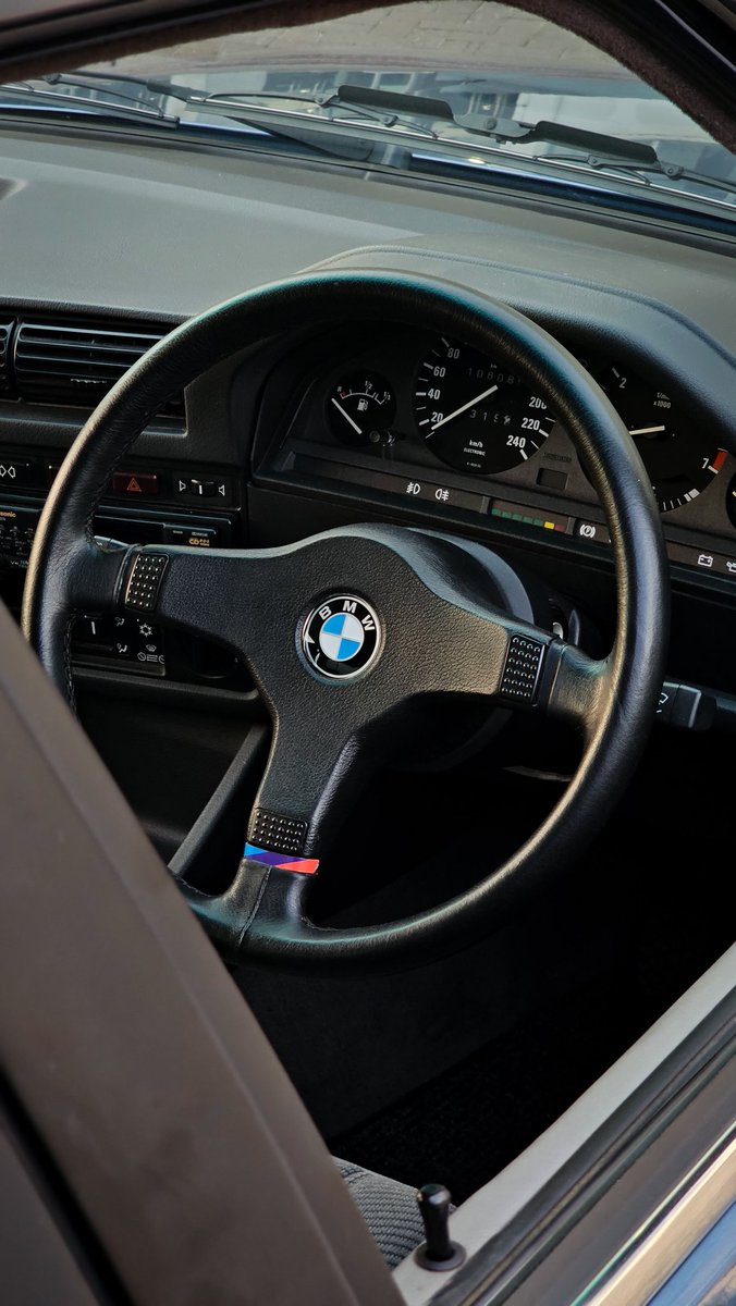 travisstone101's tweet photo. Gusheshe. 108 000km e30 BMW 325i https://t.co/Qy6JudcwCf