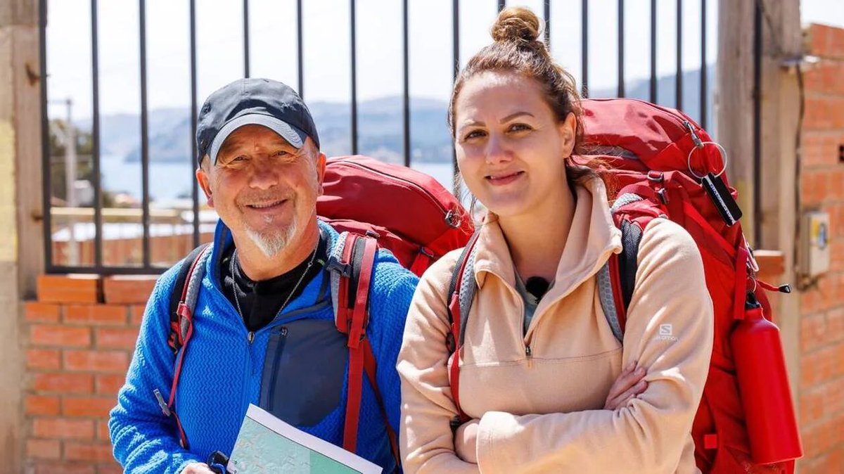 GossipRoomOff's tweet photo. 🚨 Xavier et Céline remportent #PekinExpress saison 17 sur M6 et empochent 31.280€. Félicitations ! 🎒🎉 https://t.co/ErW5xEkfvo