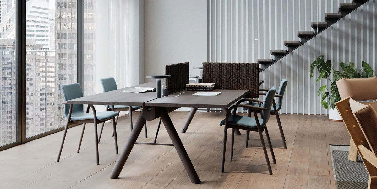 youfurnitureNet's tweet photo. @kettal  presenta: A, by #NaotoFukasawa
 Il concetto di spazi di lavoro che integrano casa e ufficio è cambiato, la nuova direzione è il legno massiccio, anche per sedie e scrivanie.

https://t.co/SiMjyuY1Mi

#youfurniture #kettal https://t.co/F0nxC6GdtI
