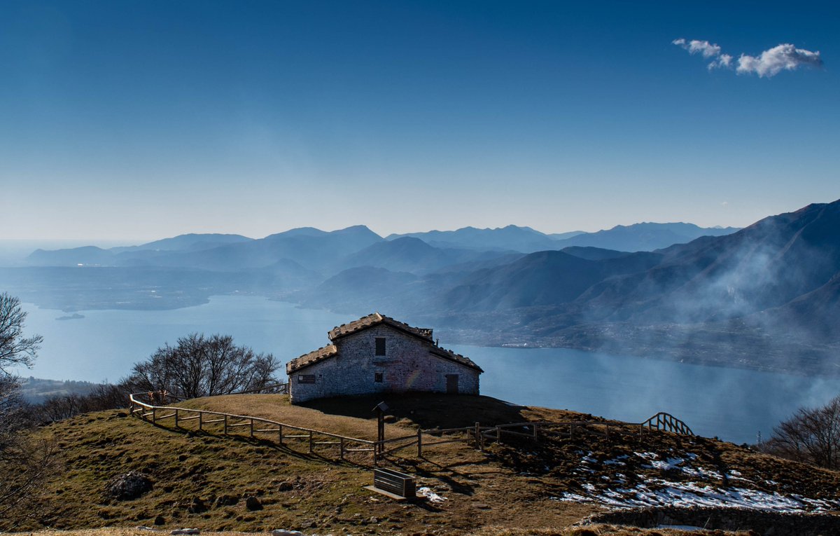 RegioneVeneto's tweet photo. Valorizzazione delle malghe del Veneto
E’ stata approvata una nuova legge regionale che promuove e valorizza il patrimonio delle malghe della nostra regione
https://t.co/mqt3mhNPrq https://t.co/H4v7pQwTwB