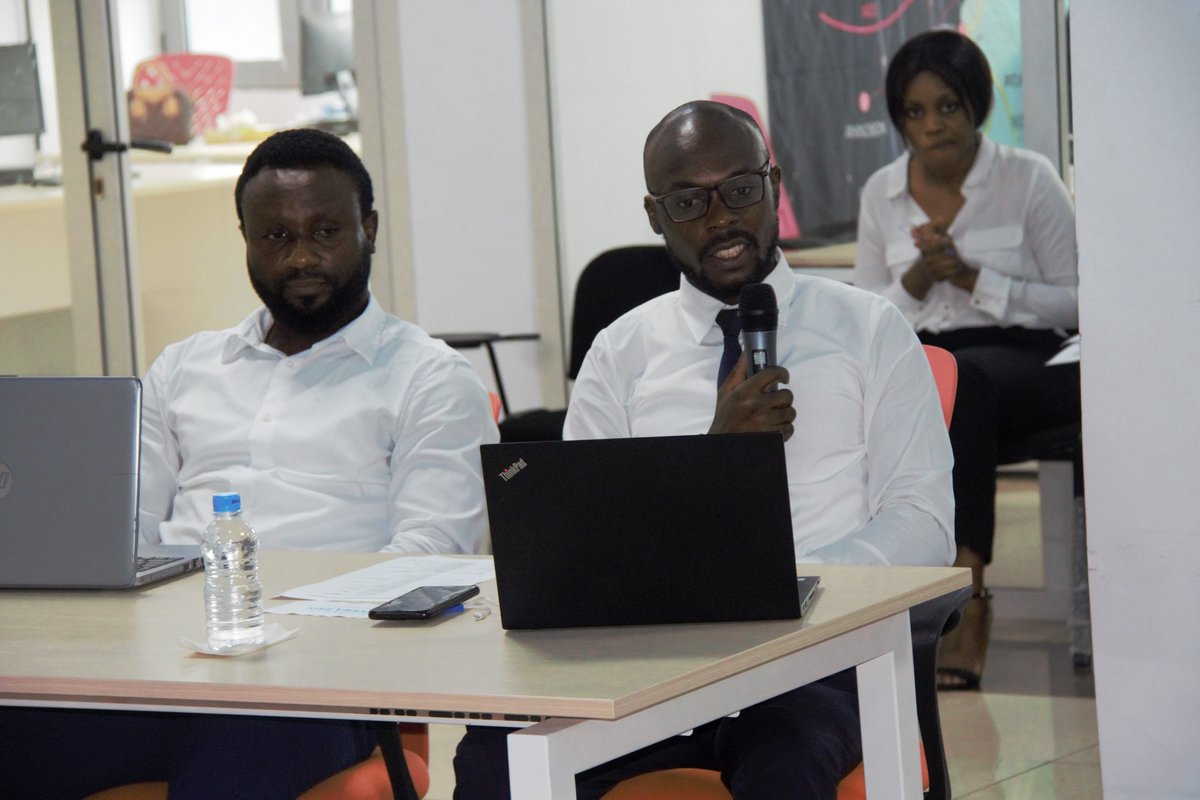 AACAPITAL19's tweet photo. Se lleva a cabo una Mesa Redonda en honor al Día Mundial del Emprendimiento
Un evento organizado por la EMEG en colaboración con IDENTIC, para fomentar el emprendimiento en Guinea Ecuatorial.
https://t.co/wRKbKwKPQ3 #AACAPITAL19  #EMPRENDIMIENTO @EMEG #IDENTIC https://t.co/bDmhzljzjZ