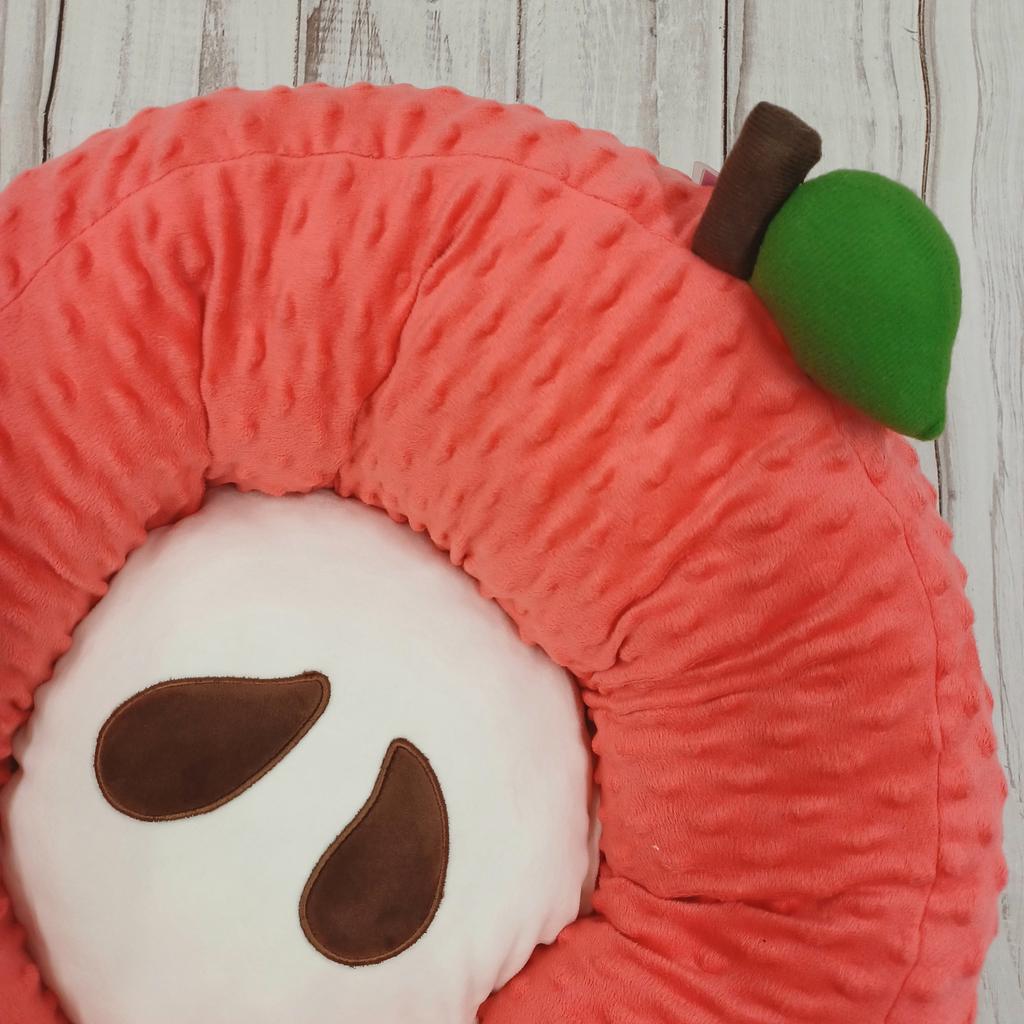 adorablepets_OS's tweet photo. (∪･ω･∪)立体のフルーツにきゅん♥️
🍋と🍎がとて���可愛いフルーツベッド。中身のクッションの種&amp;果肉も可愛いんです～もちもちなんです～
#ペットベッド #夏用 #犬のいる暮らし #猫のいる暮らし #おいでよファミーセール #adolabo #Sサイズ #わんにゃん  #大阪 #堺筋本町 https://t.co/9ZGPwd5v78