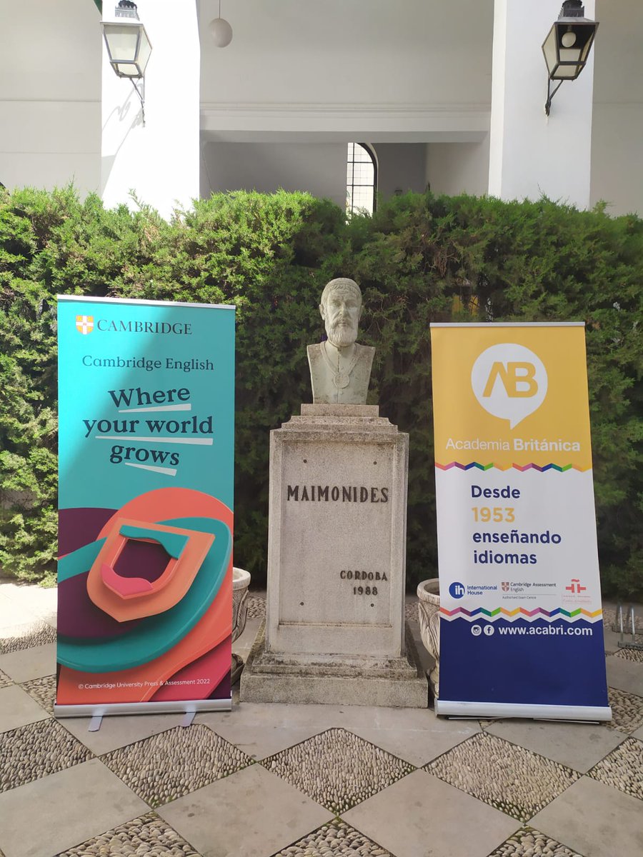 IES Maimónides tweet media