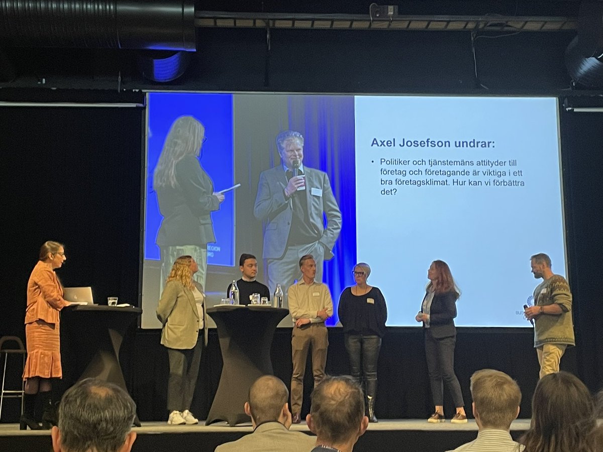 ”Sluta polarisera och behandla företagen som ett särintresse. Våra attityder, våra mätningar är viktiga.” säger Jakob E Saternus på Göteborgs stads stormöte om företagsklimatet 
👏👏👏
<a href="/MainHomeAB/">Jakob E Saternus</a>