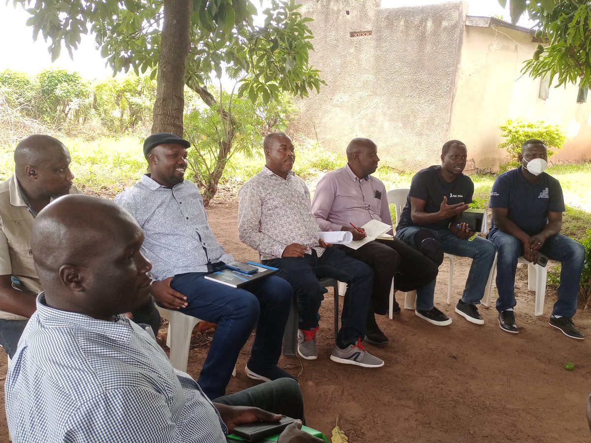 NOSP_UG's tweet photo. Field day3 and 4: The team held discussions with farmer groups, buyers/ off takers, processors, millers and potential project  partners such as Akello banker, #NaSSARi #FAO #MAKCSID and #UNCDF https://t.co/QB5wH6dvME