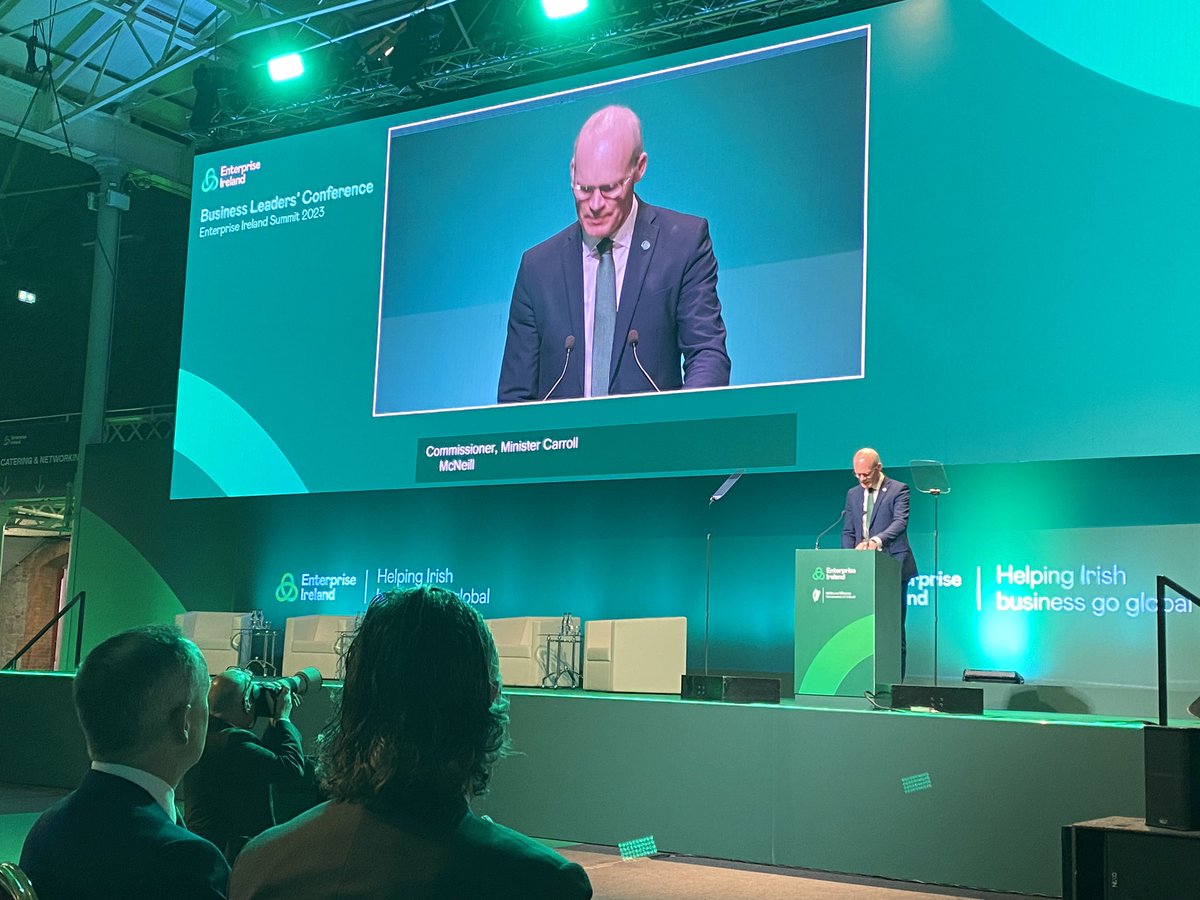 Suzanne Hamilton tweet media