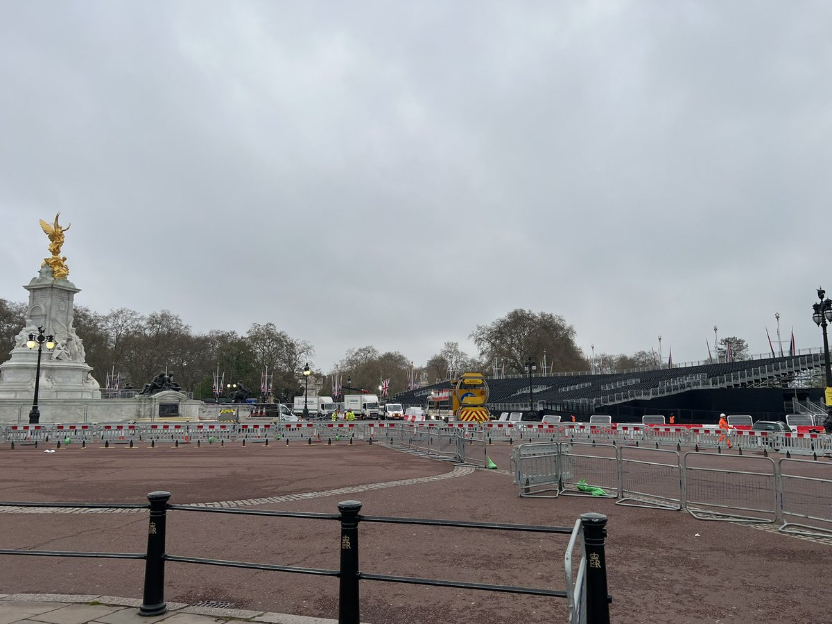 onepuredevil's tweet image. #finishline @LondonMarathon #charityrunner @SpinalResearch #teamspinal #alwayschasing