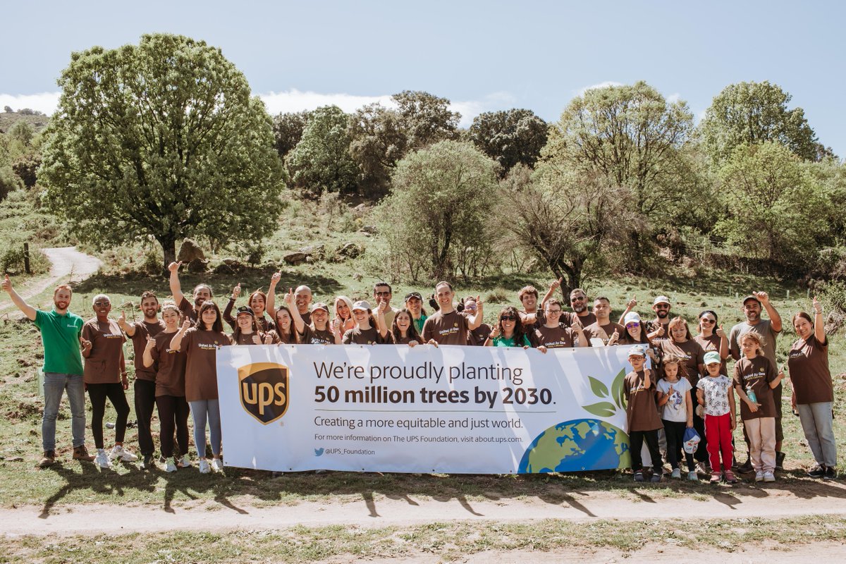 🌎 Hoy, mañana #DíaDeLaTierra y todos los días, nos comprometemos a impulsar iniciativas respetuosas del medio ambiente. 

En España hemos plantado más de 5.000 🌳 para ayudar con la restauración de ecosistemas afectados por los incendios.