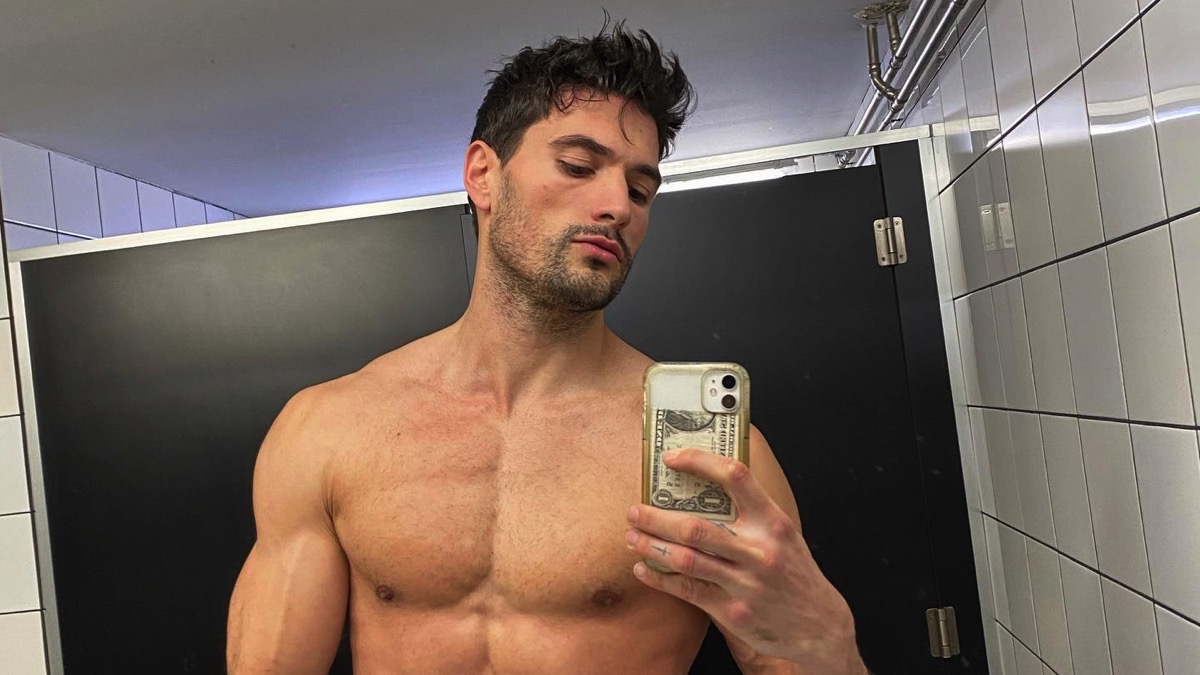 socialitelife's tweet photo. Alex Badia — Male Model Spotlight: More of #AlexBadia here: https://t.co/ZPlhN0T9In https://t.co/ng8Bwh88fi