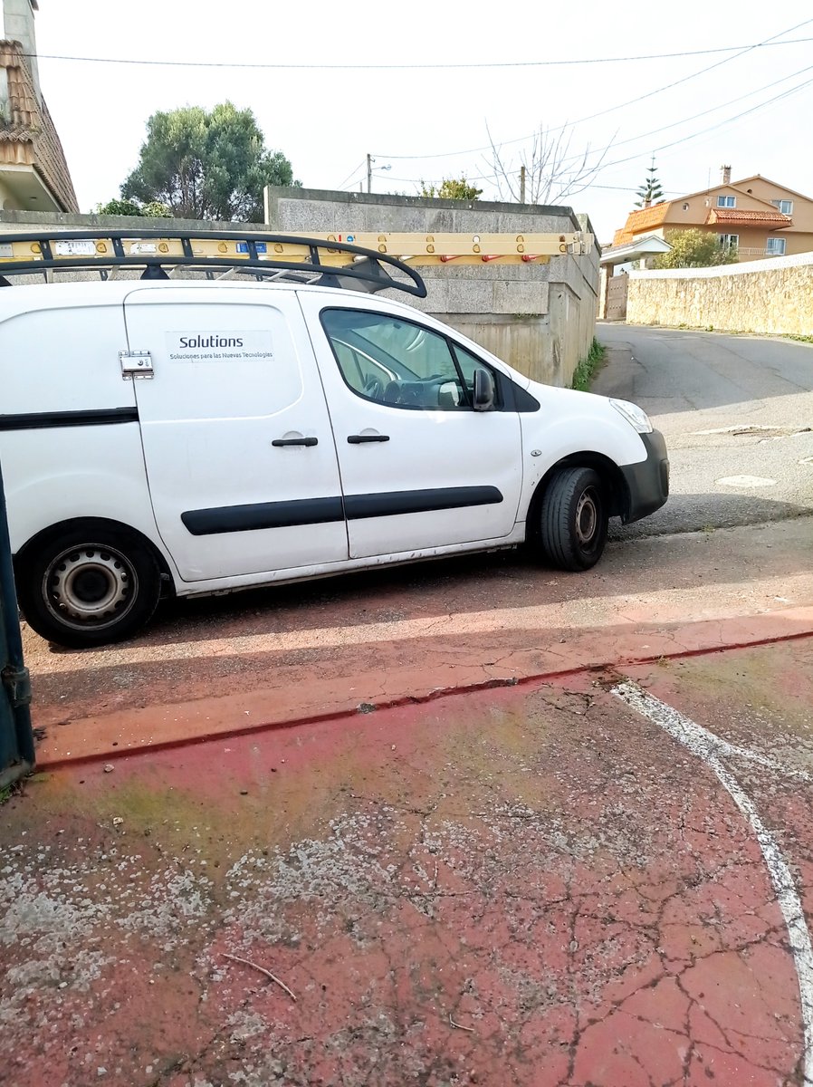 mariamarinhocal's tweet photo. Aquí están los instaladores de fibra. Y @Lexdigoweb nos proporcionará el soporte técnico para las salas virtuales #patrocinio
El #legalopenspace🌊 #Online está en marcha!!
@granviaabogados @dilialeticia @MonicaGraiewski @EGroisman @MRCalderonC
#buildinginpublic https://t.co/JFoEy5uaqt