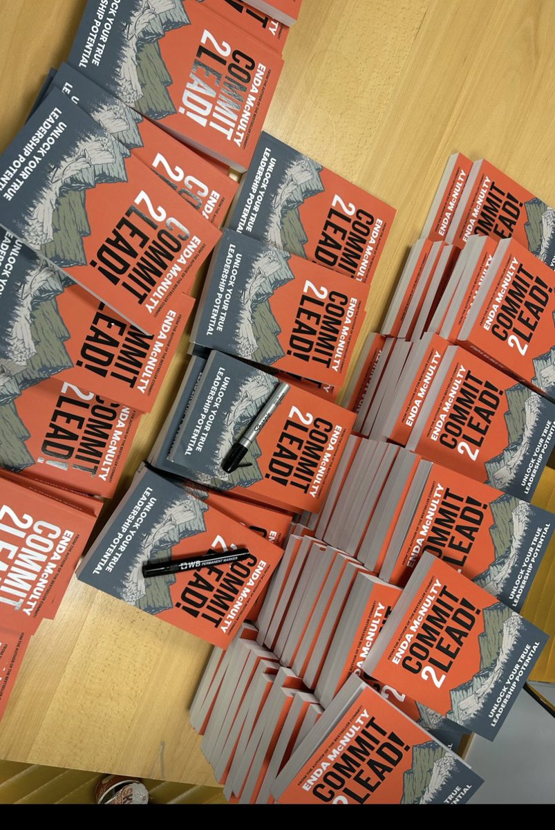 Enda_McNulty's tweet photo. ๐๐I am very excited to do a #Commit2Lead book signing this Saturday @11 am in @Waterstones Newry. If you are in @TheQuaysNewry please pop in. I would be delighted to sign a book for your child / partner / mum / dad / manager or just for you. #Waterstones #Mcnultyperformance https://t.co/Vpzi45LKi5
