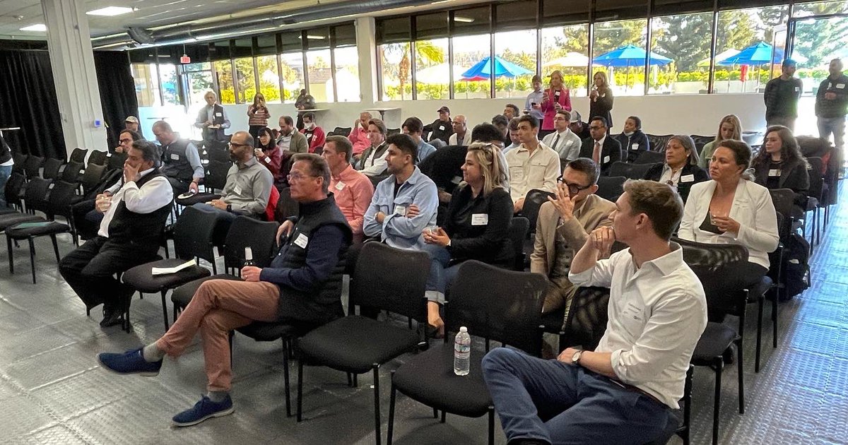 GermanyinSF's tweet photo. #fintech Leaders program by @berlin_finance: Connecting BERLIN FINTECH to the US-market! Thank you @SaeedAmidi @PlugandPlayTC for your support @AchimOelgarth and Alexander Daamen for organizing. @BeatVest https://t.co/itdqvq6McG @banxware e-mission @AtlasMetrics @ecolytiq https://t.co/t8j2ZbdL4l