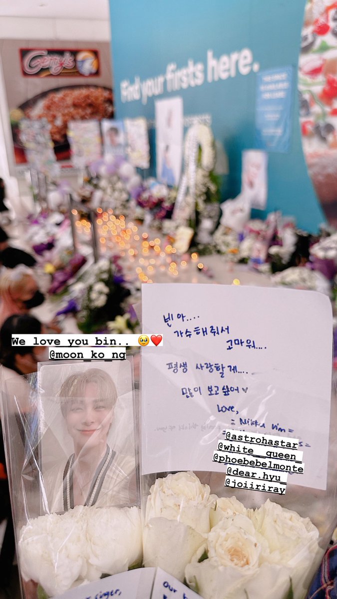 NikkaViim's tweet photo. we love you, Moonbin.... 🥹🫶🏻❤️😭 rest easy 🕊️
Our brightest star..

*memorial at new frontier earlier https://t.co/O27muAVdnA