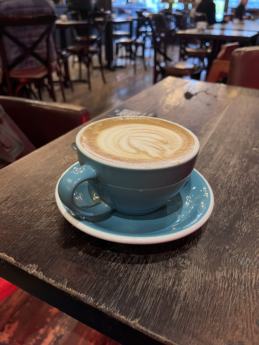 Arnold_Lodge's tweet photo. Looking forward to #unityed with @IRIS_Connect and even found a great place for coffee before we start @200Degs https://t.co/xhI4awf6Rz