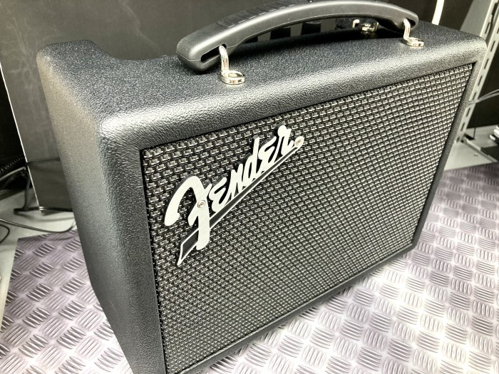 bic_yuurakuchou's tweet photo. #FenderAudio から #INDIO2 と
#NEWPORT2 の2つのBluetooth
スピーカーが本日発売!
#Fender のアンプデザインを
フィーチャーしたオシャレで
高音質なスピーカーです!
🎶2階オーディオコーナー🎶
でご試聴出来ます😊
ご来店をお待ちしております
https://t.co/hPjJwNuMx3
https://t.co/9qewMDOgtB https://t.co/aBPdNZQNRs