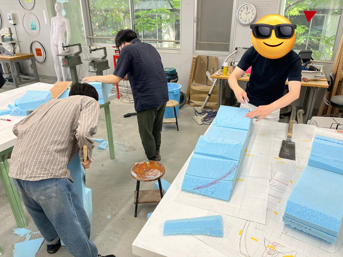 4年生モビリティゼミはクレイモデリングですので〜？色々と準備に追われてますね〜