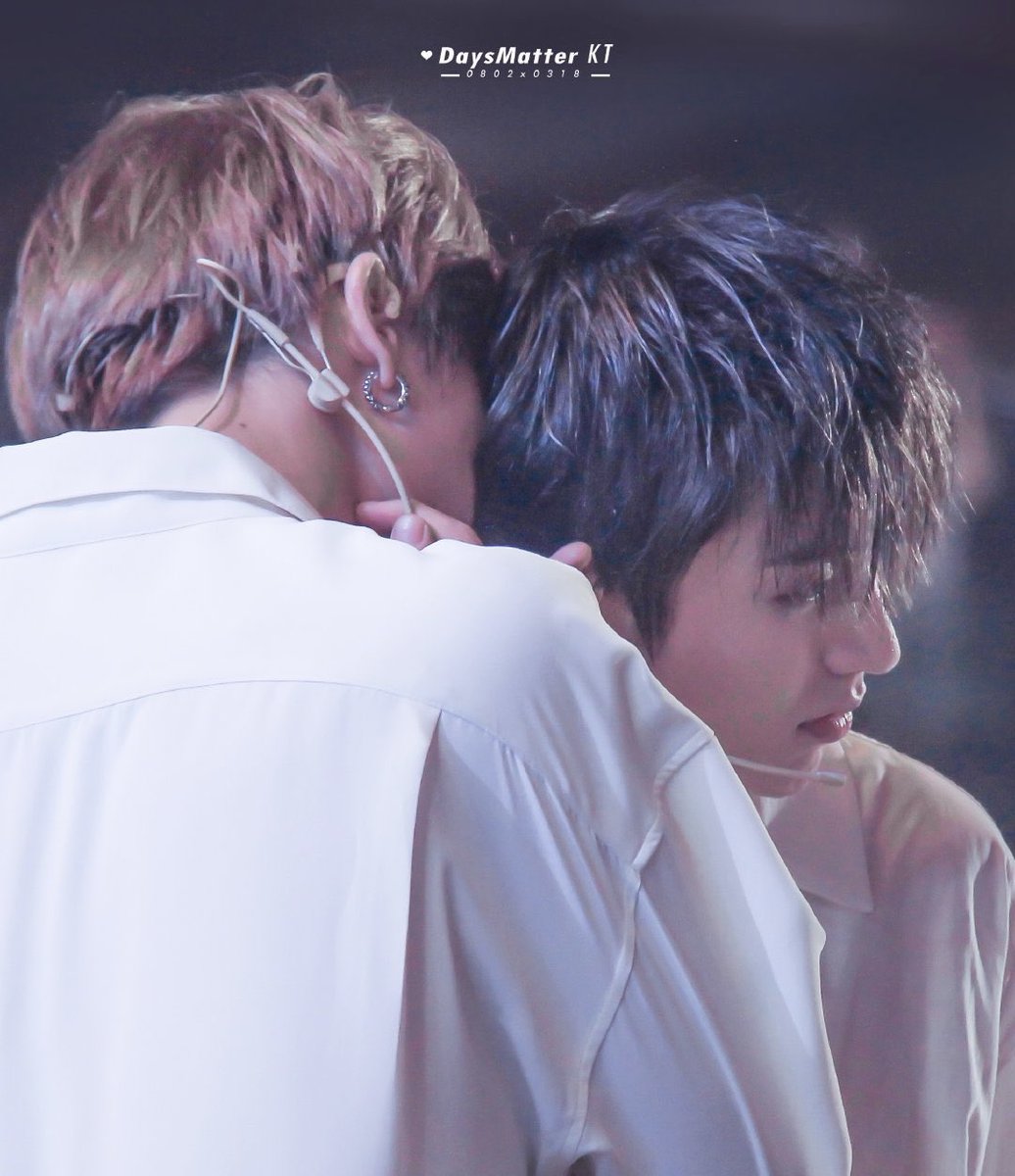 ramenreee's tweet photo. gentled monster (i fall into you) 

◦  cai xukun x zhu zhengting
◦  zhengkun, kunting, 坤廷 
◦  canon compliant, angst, fluff, pining 
◦  4.5k words 

https://t.co/8hypi8VpW0 https://t.co/4ZKXII3tEC