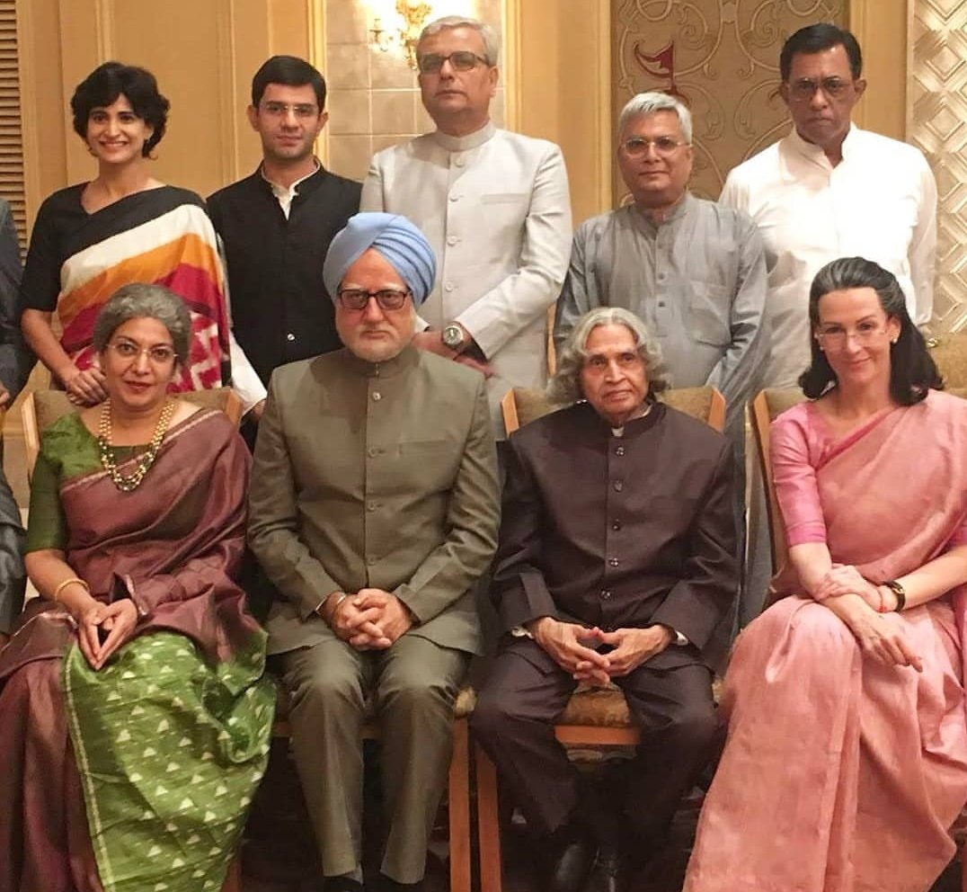 RoflGandhi_'s tweet image. Celebrity accounts without #BlueTick