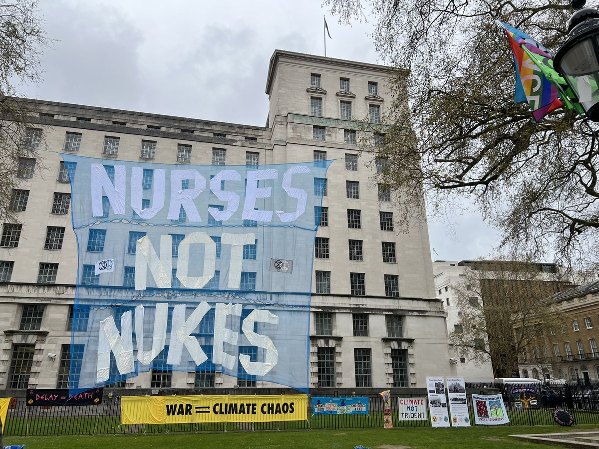 Every penny spent on war is a penny not spent on our schools, hospitals, public services and beating the climate crisis.

Solidarity from the <a href="/CNDuk/">Campaign for Nuclear Disarmament</a> picket outside the Ministry of Defence.  Join the People’s Picket: xrb.link/xH6uQD #TheBigOne 🌍