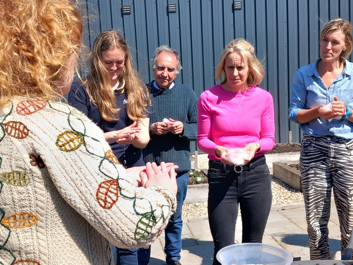 ClassroomMuddy's tweet photo. This week has been full of #CEVAS courses working with inspirational farmers super keen to help children enjoy high quality safe educational visits.
#lovemyjob
@rob_harris7530
@Gutchpool
@1DevonDumplin
@grazyarse
@GoldhillOrganic
@tokesfarm
@LEAF_Education
@CranborneChase https://t.co/R5PjINQg49