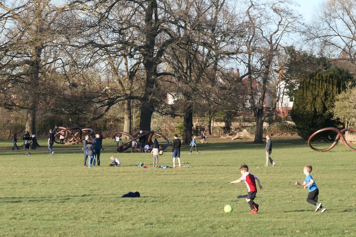 Love #DulwichPark? Why not come to our AGM and review of the year on Tues 25/4 at 6-7.30pm at Francis Peek Centre? Non-members welcome (tho can’t vote). Guest speaker is Ian McInnes, well-known local historian, on the park’s history. Join us for a chat and a glass of wine, too!