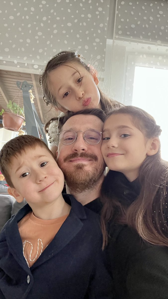 sertacabii's tweet photo. Bayram, hepimize bayram olsun, hayırlara ve güzelliklere vesile olsun İnşallah❤️ https://t.co/uvxsTup3ON