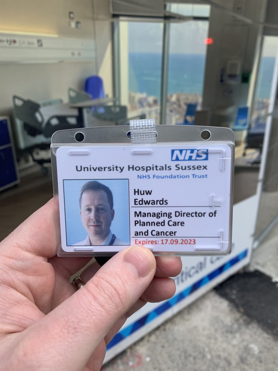 Huw Edwards 💙 tweet media