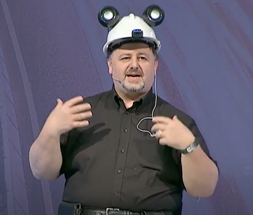 dottor's tweet image. Quando introduco i Cognitive Service non posso non menzionare la sessione di @marcominerva, @MarcoDalPino e @rcappello con il loro magnifico caschetto. 🤣😇 
E non capisco come mai questa inventiva manchi ai giovani d&apos;oggi.
#semprebellissimi #azure #cognitiveservices #community