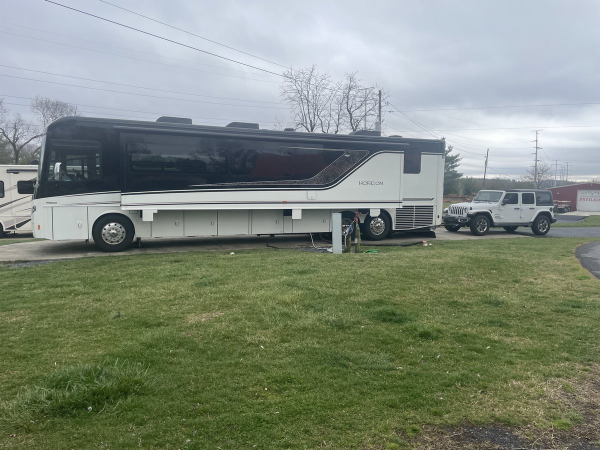 LucyRubyLakies's tweet image. Last stop on our Winter Trip South.  Candy Hill Campground in Winchester, Virginia @WinnebagoRVs #winnebago @BeckleysRV @Jeep #jeep #gorv @VisitVirginia