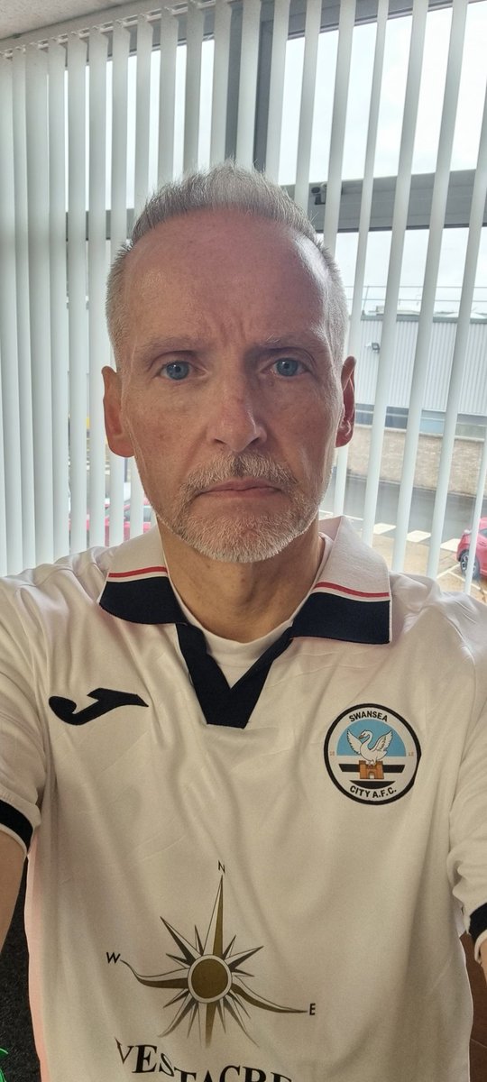 marbles1964's tweet photo. #FootballShirtFriday @Aliaxis_UK https://t.co/YUh7BR1eOM