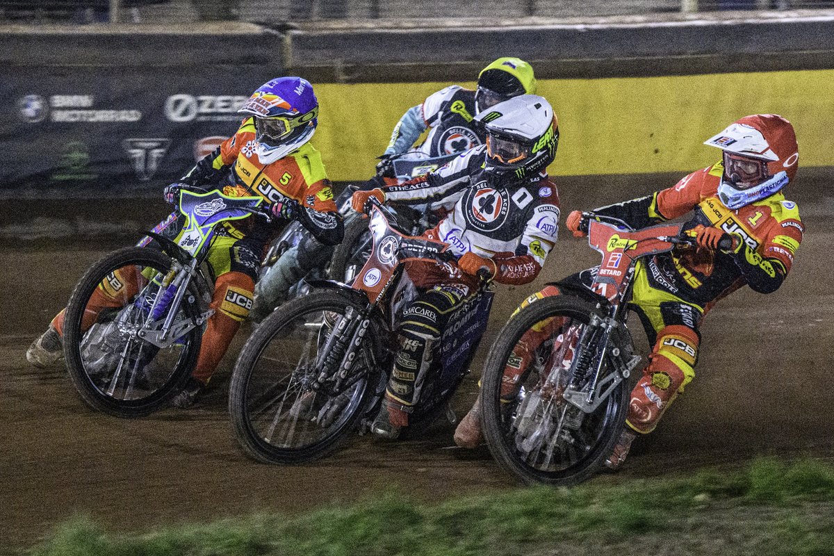 TheAces's tweet photo. 📸 A very productive week for our boys on the road, and it's only made us all the more excited to welcome them home this Monday!

🆚 @PboroPanthers 
📅 MONDAY, APRIL 24 @ 7:30PM
🎟️ https://t.co/5wqDFGjUxV
📸 Ian Charles

Have you got your tickets yet? #UpTheAces #FeelTheBuzz https://t.co/HTaUFhfMvd