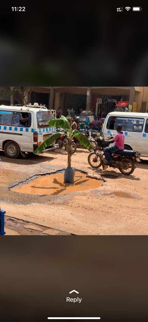 MathiasMat5's tweet photo. #KampalaPotholeExhibition still going on https://t.co/FpVANoBeFb
