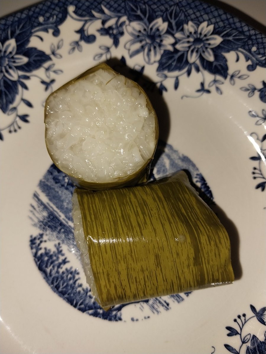 Cdmc1102F's tweet photo. LEMANG IS ONE OF THE MANDATORY FOODS IN PAGI RAYA

[A THREAD]

#COM201 
#CDMC1102F 
#RAYA2023 https://t.co/Ddbmoa0KgL