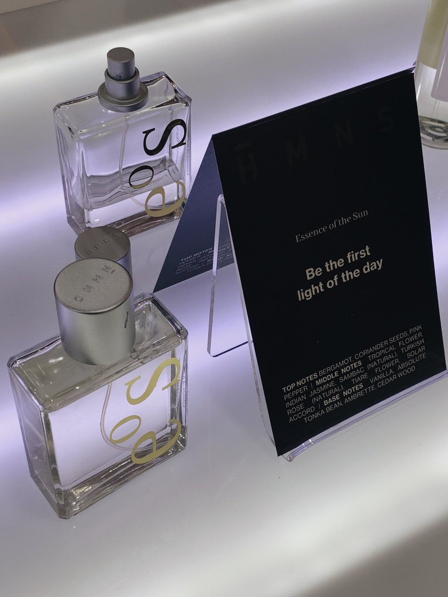 linskinjournal's tweet photo. HEH ADA POP-UP STORE HMNS DI AMPLAZ??!!!

omg akhirnya lho aku bisa sniff semua varian parfum mereka sepuasnya, mana ada home of humans juga. AUTO KALAP INI 🥹🤧 https://t.co/CkxsG8hMPL