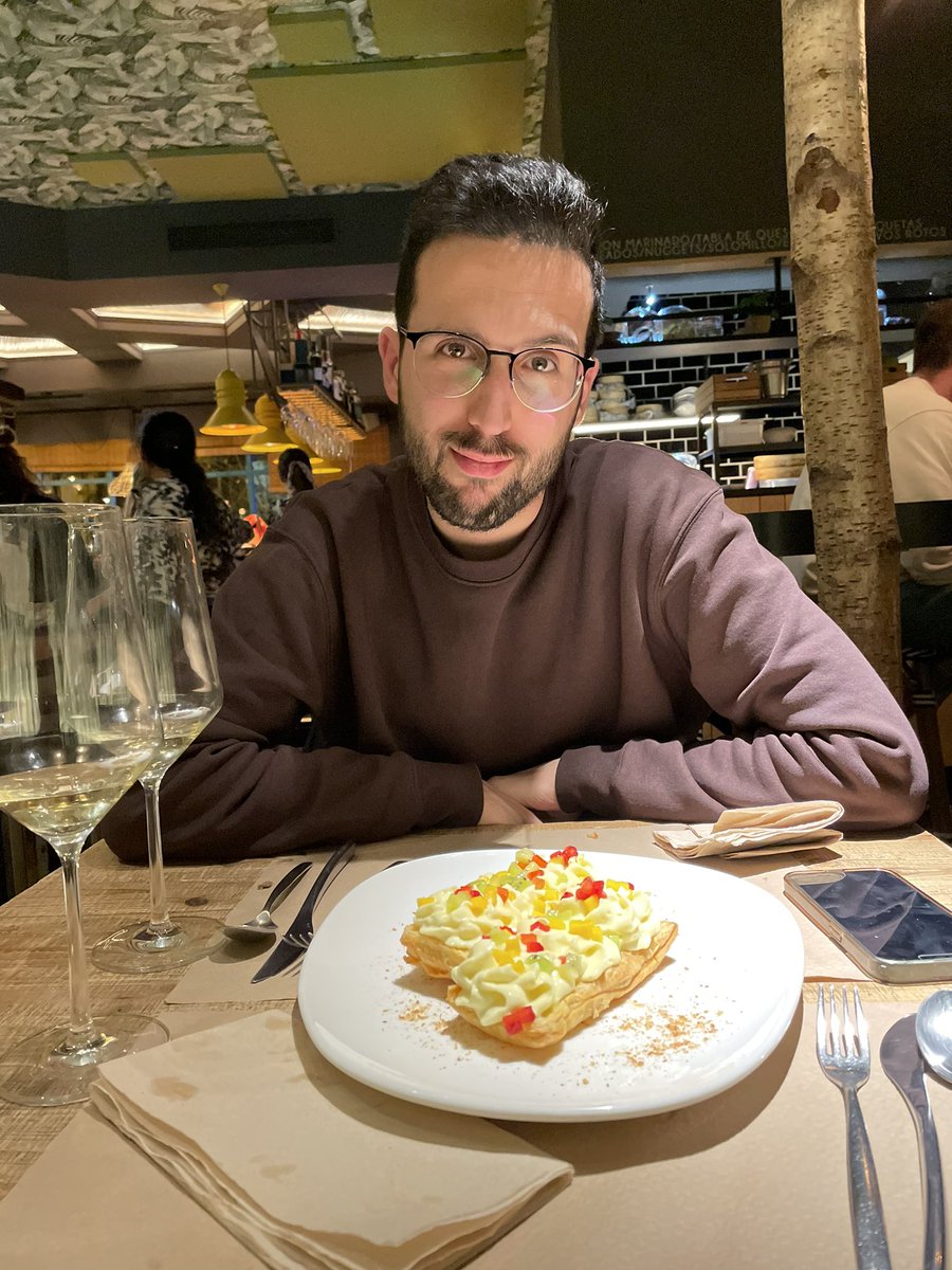 lariimle's tweet photo. un poco de marzo💜 https://t.co/UvXuAAs2QM