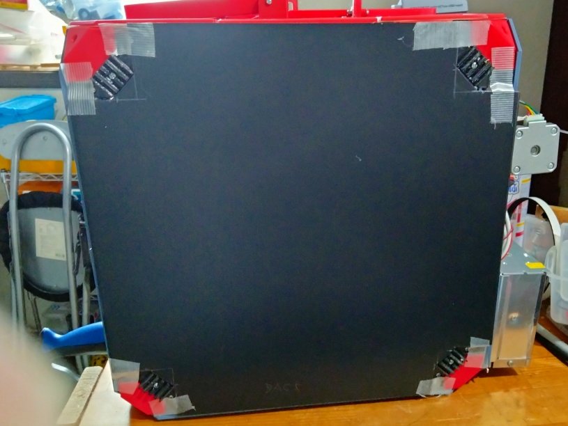 saiki0011's tweet photo. #3dprinter #自作機 #coreXY #Ex_02 建造記録
#3Dプリンタ #3Dプリンター #reprap
底の部分が未封鎖だったのを思い出し
コーナンへ平ネジの補給に行った帰りに
ダイソーで棚用
ポリカダンボールを買って
雑にカットしてとりあえず
部品を作るまでの繋ぎに
養成テープ止めしました😆 https://t.co/RFXq95ye1C