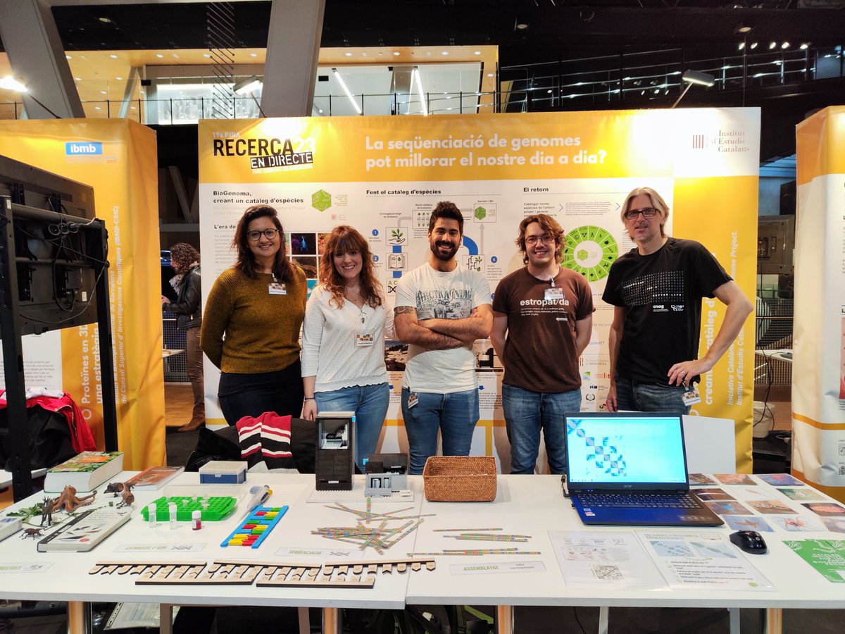 CatBiogenoma's tweet photo. 🧬Vine a descobrir el #Biogenoma de la mà de les nostres investigadores del @cnag_eu, @GeneticsUB, @IRBioUB i @IBB_botanic
👥Avui trobareu aquest super equip @KatherinOtalora @AlbaEnguidanos, @GaliaCampsOmics @joanperepascual @tyler_alioto
#RecercaenDirecte https://t.co/2tzKn6AZB7
