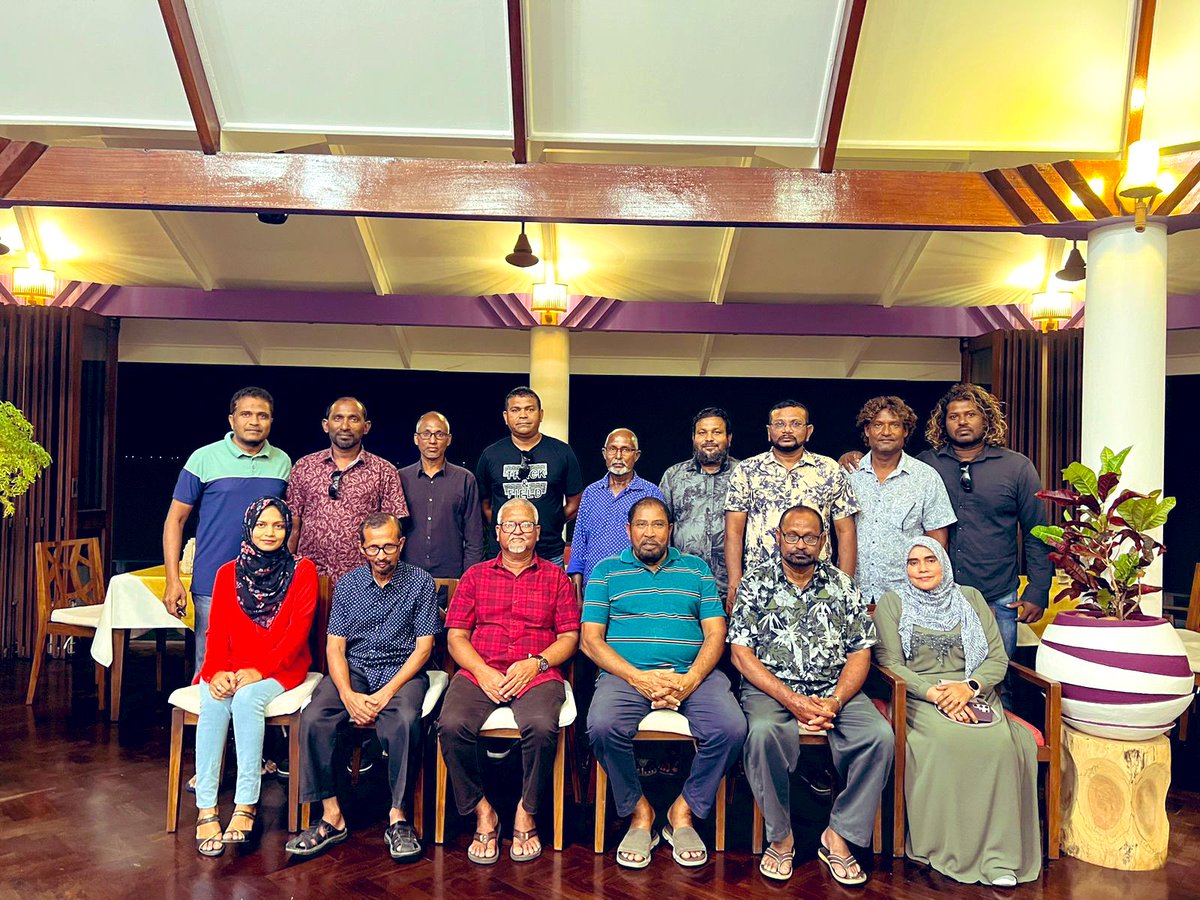 IruthishamAdam's tweet photo. On this joyous occasion, as the Arab and Islamic nations celebrate Eid al-Fitr, we congratulate the people of the Maldives. May Almighty Allah shower your life with the blessings of goodness, kindness, happiness, peace, and prosperity. 🙏🇲🇻.
 
People from all walks of life stand united beside JP Leader #Qasim2023 , advocating positive change for the people of the Maldives. The @Jumhooree_MV Party, the RED Team 🇲🇻🇲🇻🇲🇻remain committed to exchanging views with our citizens to advance the Maldives to new heights of shared happiness, social harmony, and prosperity. #Hamajehumah 
 
#EidAlFitr2023
 
@qasimibrahim 
 @aishath_nahula
#Qasimibrahim 
#Q2023 
#QN2023 
#Qasim2023
#JPWomensleague 
#JPZuvaanun 
#jpians
#Hamajehumah 
#Qasim2023
#womeninpolitics 
#JP #UFAA
@hinnal @LubnaZahir @Aishathalinaaz @Ali__Arif @riyaz_rasheed @ilhammaldives 
@ameenmaldives @ahmed_nihan @ammadaysaud @IqeyAdam 
@JPSecretariat @AblhoMP @hinnal @YaminRasheed @MPShaah @mashaAish @Faru_Fuvahmulah @Rukabdsattar @WahydAmmu