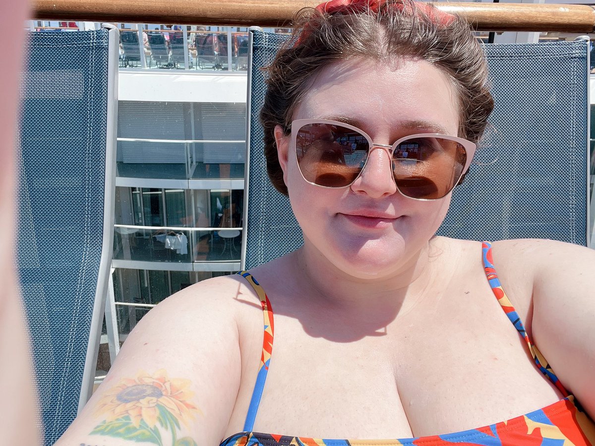 MoonRoseRoo's tweet photo. Pool days are the best days. #pornhub #bbw #vacation #linkinbio #chubbygirl https://t.co/ZIEf8SPMLt