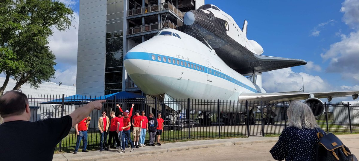 AVHS_STEM's tweet photo. Photos from the first 2 days at the World Championships.  Our @FRC2667  robotics team went 2-2 in this highly competitive event yesterday.  There are also workshops, exhibits, college and career fairs along with really fun events &amp; activities planned for the teams. https://t.co/J3MfH38mwf