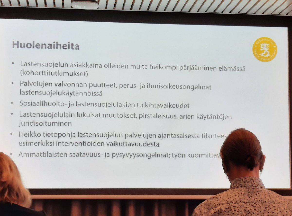 TittaTurunen's tweet photo. Anna Cantell-Forsbom STM:stä Perhehoitoliiton 40v juhlaseminaarissa: Perhehoitolaki tulee avata läpikäytäväksi seuraavalla hallituskaudella. Perhehoidon vahvistaminen on inhimillisesti ja taloudellisesti vahvasti perusteltua.
 #perhehoito40 #perhehoidonParhaaksi https://t.co/2DXrD4zD67
