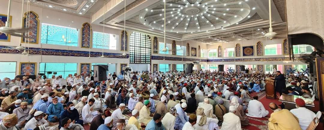 شیخ فرحان عزیز مرکزی صدر <a href="/MSMPakistan_/">MSM Pakistan</a> کی #شہر_اعتکاف2023 میں "مراکز علم ٹریننگ کیمپ برائے معلمین" کے اختتامی سیشن میں شرکت.
گفتگو کرتے ہوئے مرکزی صدر MSM پاکستان نے کہا کہ انشاءاللہ مصطفوی سٹوڈنٹس موومنٹ کالجز اور یونیورسٹیز کے طلباء کی معاونت سے مراکزِ علم قائم کرے گی.