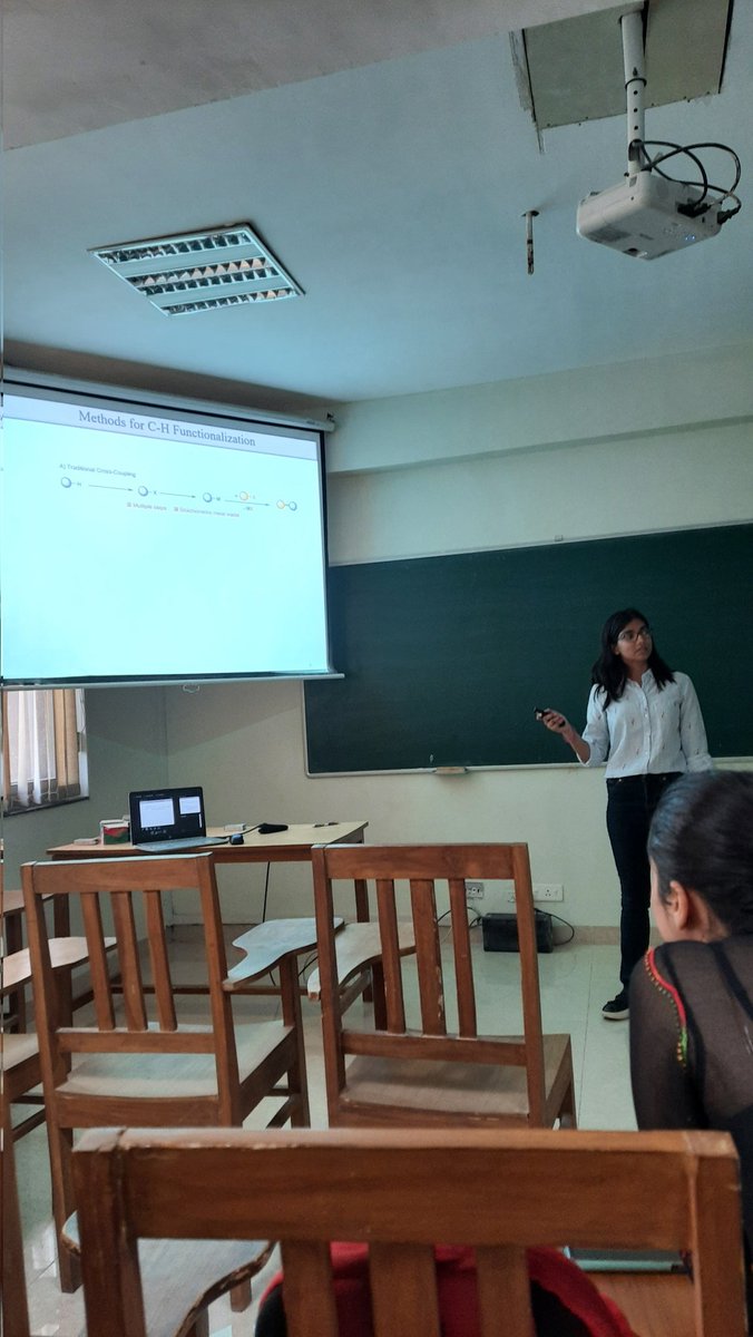 organochalcogen's tweet photo. Congratulations to @BatulShakir4 @Priyanka_rp @chemSaurab for successfully defending their MS thesis today and @organochalcogen lab wishes them all the best for their golden future and graduate studies.

@chm_iiserb @iiserbhopal @SangitK35711415 https://t.co/KEtO46A0Uj