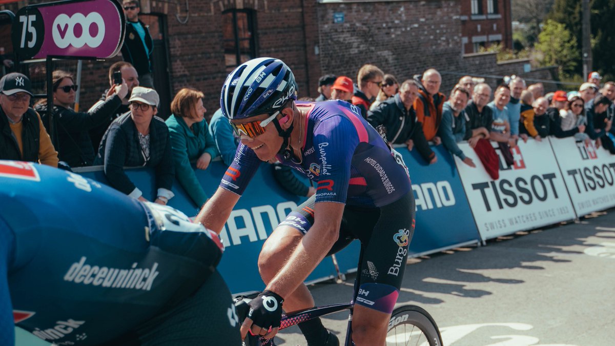 #FlecheWallonne 🇧🇪

Un debut para el recuerdo 🤩

📷 Yago Urrutia