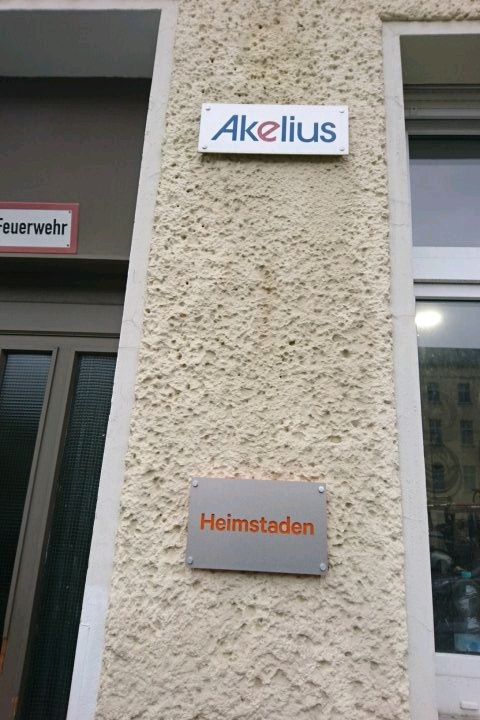 SHeimstaden's tweet photo. Was jetzt? #Akelius oder #Heimstaden? Einer von beiden ist schon zu viel, aber beide zusammen sind die absolute Überdosis 🤪 https://t.co/CnuSCMrSa4