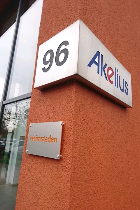 SHeimstaden's tweet photo. Was jetzt? #Akelius oder #Heimstaden? Einer von beiden ist schon zu viel, aber beide zusammen sind die absolute Überdosis 🤪 https://t.co/CnuSCMrSa4