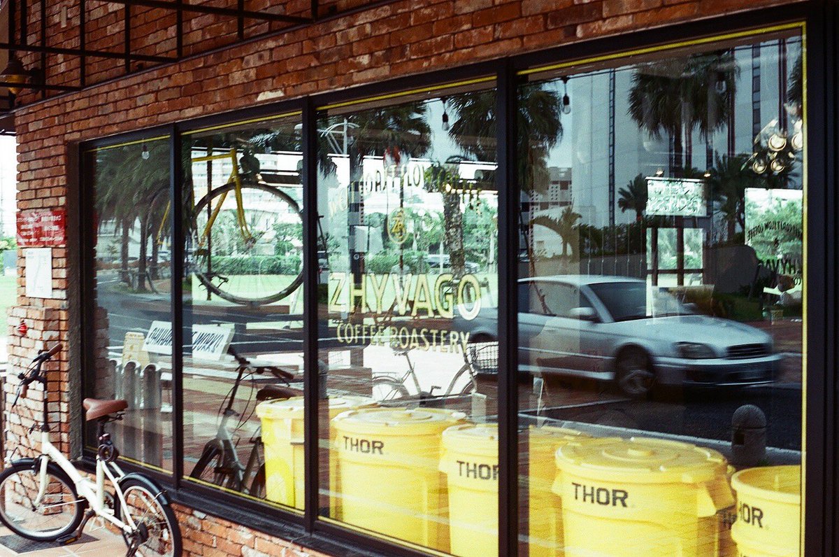 shion7959's tweet photo. #フィルムカメラ　#olympus #om10
#35mm https://t.co/OXt2ipk5EB