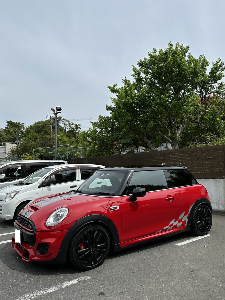 何気ない日常、MINIのある風景🚗³₃

MINIのyoutube動画はコチラ
↓↓↓
youtube.com/c/fukuchannel1…
・
#ミニ #mini #ミニクーパー #minicooper
#johncooperworks #jcw #ジョンクーパーワークス #minicoopers
#f56 #車好き #car #車 #iPhone14Pro