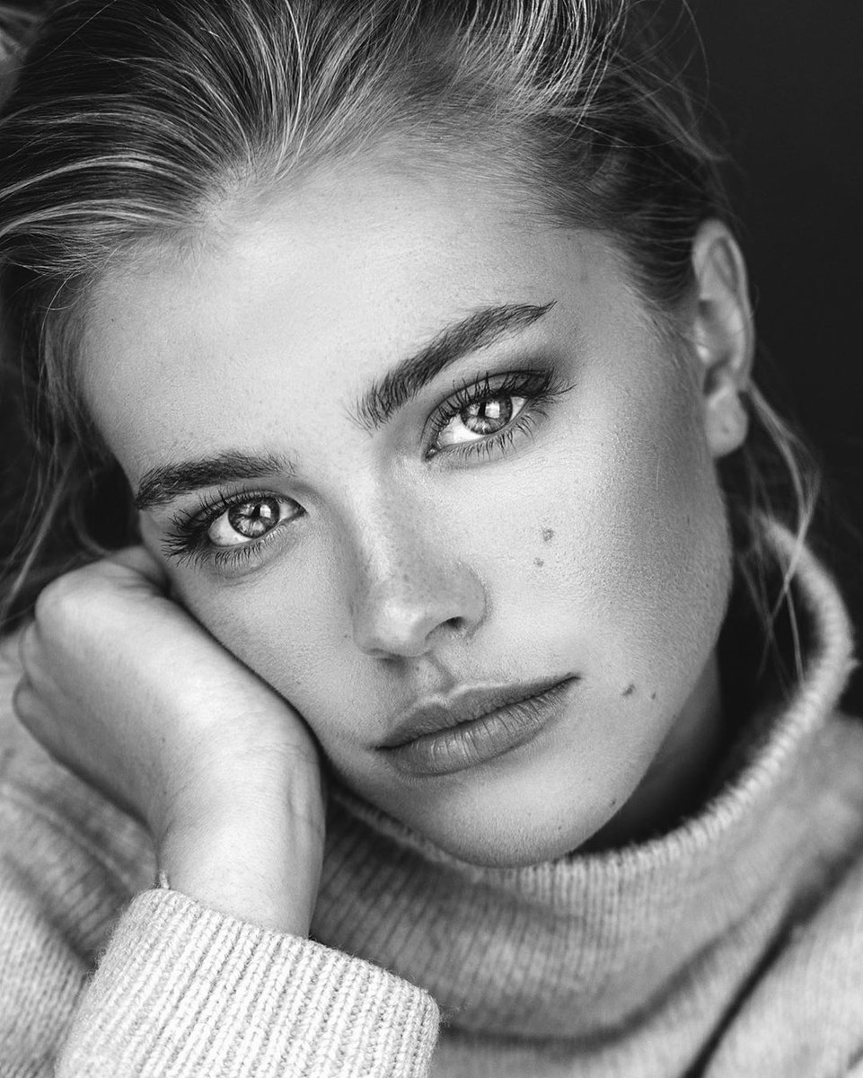 ღ Elle ღ tweet media